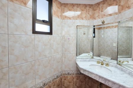 Apartamento para alugar com 440m², 4 quartos e 5 vagas Apartamento para alugar com 440m², 4 quartos e 5 vagasLavabo da Sala