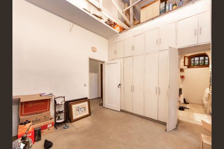 Casa à venda com 400m², 4 quartos e 6 vagas