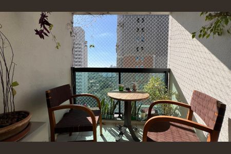 Apartamento à venda com 56m², 2 quartos e 1 vaga Apartamento à venda com 56m², 2 quartos e 1 vagaVaranda da Sala