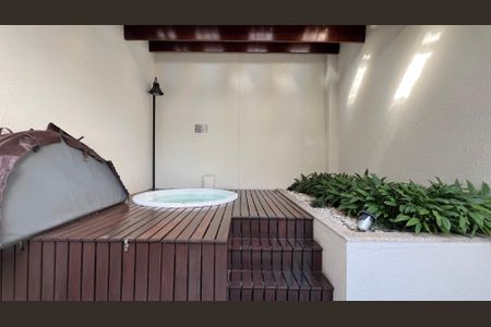 Apartamento à venda com 56m², 2 quartos e 1 vaga Apartamento à venda com 56m², 2 quartos e 1 vagaSpa