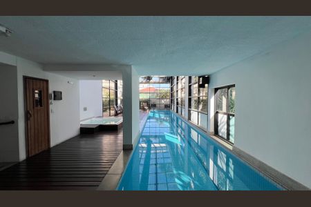 Apartamento à venda com 56m², 2 quartos e 1 vaga Apartamento à venda com 56m², 2 quartos e 1 vagaPiscina