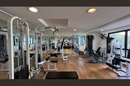 Apartamento à venda com 56m², 2 quartos e 1 vaga Apartamento à venda com 56m², 2 quartos e 1 vagaAcademia