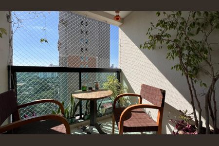 Apartamento à venda com 56m², 2 quartos e 1 vaga Apartamento à venda com 56m², 2 quartos e 1 vagaVaranda da Sala