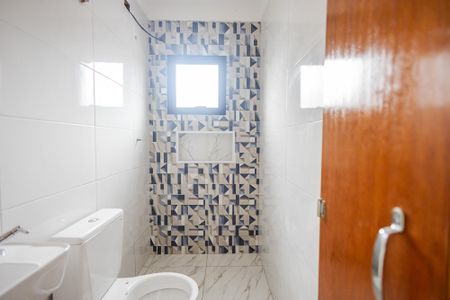 Apartamento à venda com 65m², 2 quartos e 1 vaga Apartamento à venda com 65m², 2 quartos e 1 vagaBanheiro da Suíte