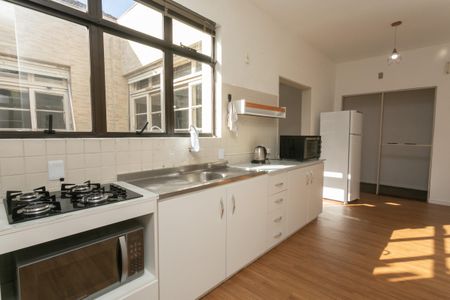 Apartamento à venda com 122m², 3 quartos e 2 vagas Apartamento à venda com 122m², 3 quartos e 2 vagasCozinha