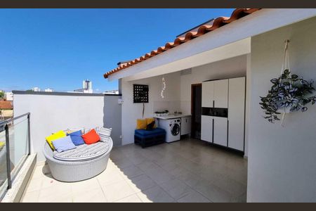 Casa à venda com 130m², 2 quartos e 2 vagas