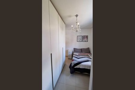 Casa à venda com 130m², 2 quartos e 2 vagas