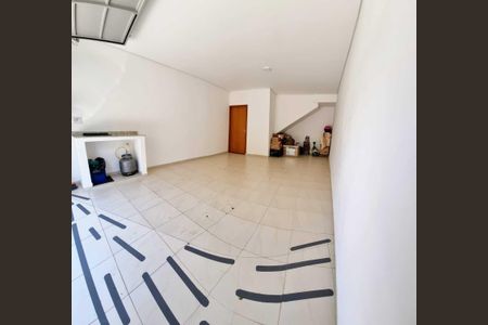 Casa à venda com 130m², 2 quartos e 2 vagas