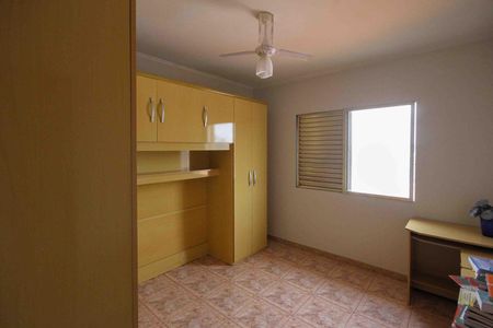 Apartamento para alugar com 220m², 3 quartos e 2 vagas Apartamento para alugar com 220m², 3 quartos e 2 vagasQuarto