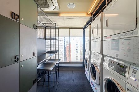 Studio para alugar com 36m², 1 quarto e sem vaga Studio para alugar com 36m², 1 quarto e sem vagaÁrea comum - Lavanderia