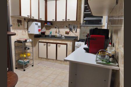 Apartamento à venda com 75m², 2 quartos e 1 vagaCozinha 