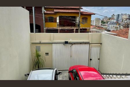 Casa à venda com 101m², 3 quartos e 2 vagas Casa à venda com 101m², 3 quartos e 2 vagasGaragem