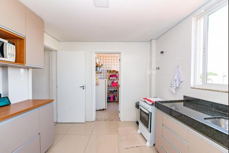 Apartamento à venda com 199m², 3 quartos e 2 vagasCozinha