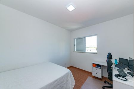 Apartamento à venda com 199m², 3 quartos e 2 vagasQuarto 1