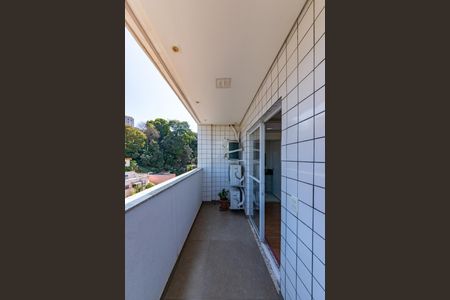 Apartamento à venda com 199m², 3 quartos e 2 vagasVaranda da Suíte