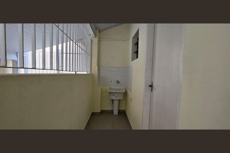 Casa à venda com 216m², 4 quartos e 1 vaga Casa à venda com 216m², 4 quartos e 1 vagaÁrea de Serviço