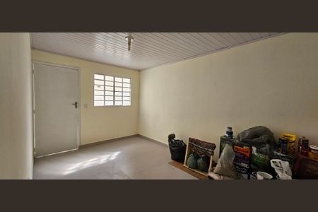 Casa à venda com 216m², 4 quartos e 1 vaga Casa à venda com 216m², 4 quartos e 1 vagaQuarto 4