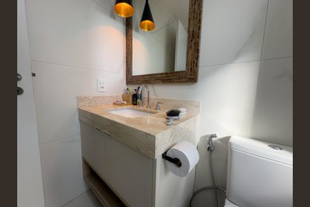 Apartamento à venda com 88m², 3 quartos e 2 vagasBanheiro Social