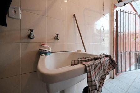 Casa à venda com 178m², 3 quartos e 2 vagasÁrea de Serviço