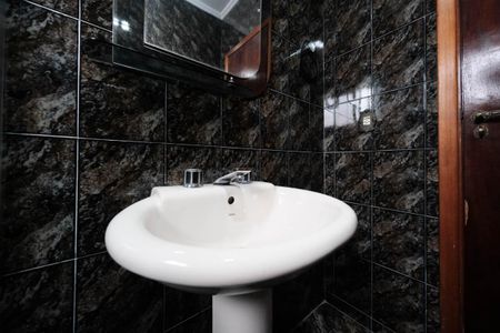 Casa à venda com 178m², 3 quartos e 2 vagasBanheiro da Suíte 2