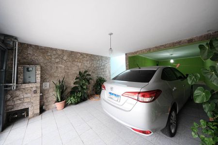 Casa à venda com 178m², 3 quartos e 2 vagasGaragem