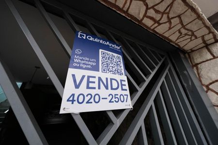 Casa à venda com 178m², 3 quartos e 2 vagasPlaca