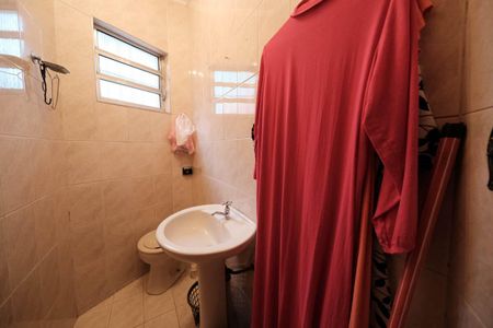 Casa à venda com 178m², 3 quartos e 2 vagasLavabo