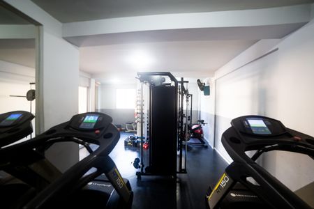 Apartamento para alugar com 80m², 2 quartos e 2 vagasÁrea comum - Academia