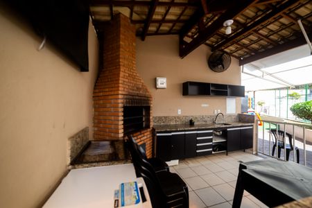 Apartamento para alugar com 80m², 2 quartos e 2 vagasÁrea comum - Churrasqueira