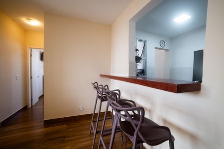 Apartamento para alugar com 80m², 2 quartos e 2 vagasSala