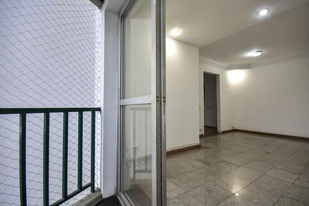 Apartamento para alugar com 80m², 2 quartos e 2 vagasVaranda