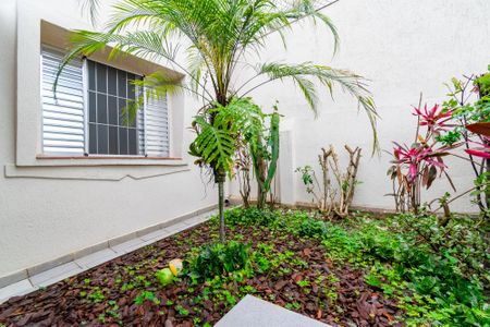 Casa à venda com 142m², 2 quartos e 1 vaga Casa à venda com 142m², 2 quartos e 1 vagaJardim