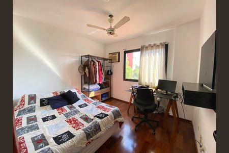 Apartamento à venda com 114m², 4 quartos e 2 vagasQuarto 4