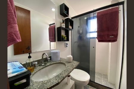 Apartamento à venda com 114m², 4 quartos e 2 vagasBanheiro Social