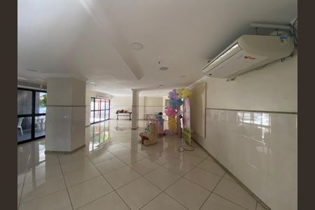 Apartamento à venda com 114m², 4 quartos e 2 vagasÁrea comum - Salão de festas