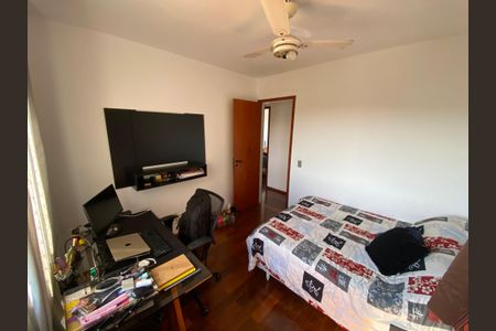 Apartamento à venda com 114m², 4 quartos e 2 vagasQuarto 4