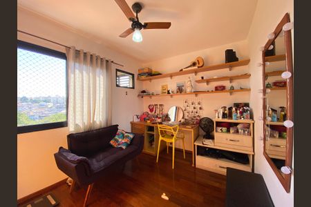 Apartamento à venda com 114m², 4 quartos e 2 vagasQuarto 3