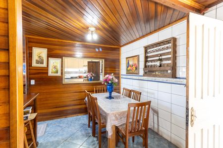 Casa à venda com 215m², 3 quartos e 4 vagas Casa à venda com 215m², 3 quartos e 4 vagasCozinha