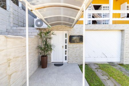 Casa à venda com 215m², 3 quartos e 4 vagas Casa à venda com 215m², 3 quartos e 4 vagasÁrea comum