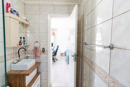 Casa à venda com 215m², 3 quartos e 4 vagas Casa à venda com 215m², 3 quartos e 4 vagasBanheiro da Suíte