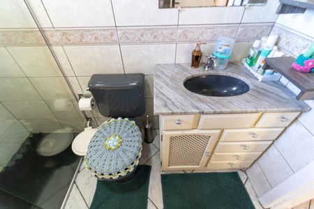 Casa à venda com 215m², 3 quartos e 4 vagas Casa à venda com 215m², 3 quartos e 4 vagasBanheiro