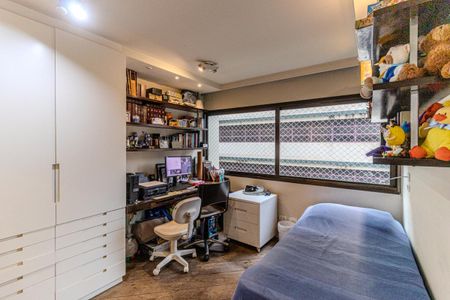 Apartamento à venda com 136m², 4 quartos e 2 vagas Apartamento à venda com 136m², 4 quartos e 2 vagasQuarto 1