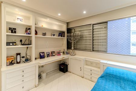 Apartamento à venda com 136m², 4 quartos e 2 vagas Apartamento à venda com 136m², 4 quartos e 2 vagasQuarto 3