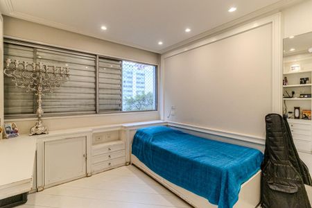Apartamento à venda com 136m², 4 quartos e 2 vagas Apartamento à venda com 136m², 4 quartos e 2 vagasQuarto 3