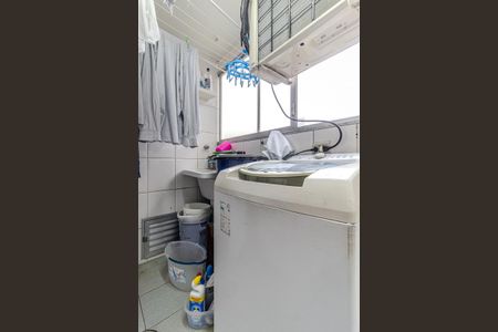 Apartamento à venda com 136m², 4 quartos e 2 vagas Apartamento à venda com 136m², 4 quartos e 2 vagasÁrea de Serviço