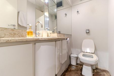 Apartamento à venda com 136m², 4 quartos e 2 vagas Apartamento à venda com 136m², 4 quartos e 2 vagasLavabo