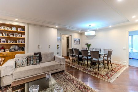 Apartamento à venda com 136m², 4 quartos e 2 vagas Apartamento à venda com 136m², 4 quartos e 2 vagasSala