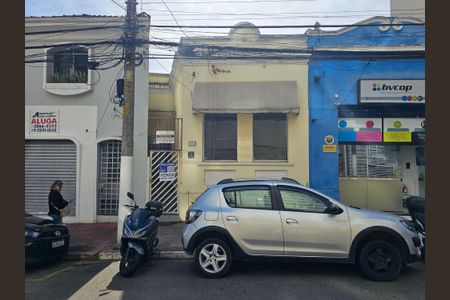 Casa à venda com 240m², 1 quarto e sem vagaFachada