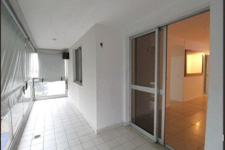 Apartamento à venda com 82m², 3 quartos e 1 vaga