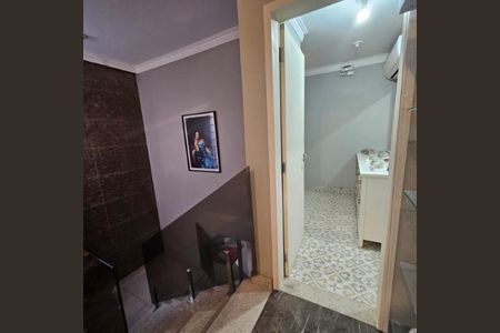 Casa à venda com 285m², 4 quartos e 2 vagas